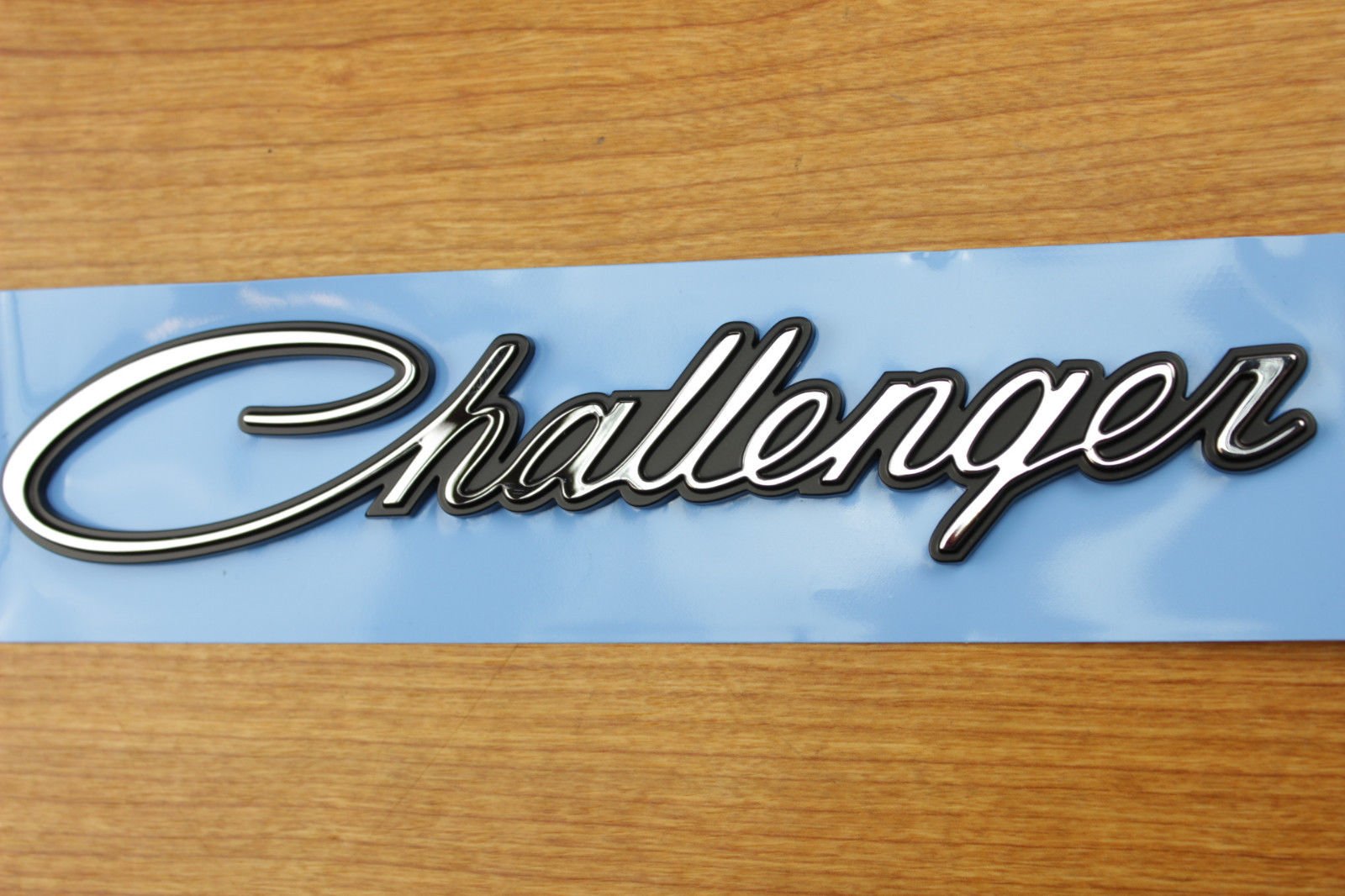 Dodge Challenger Fender Nameplate Emblem Badge Mopar Oem